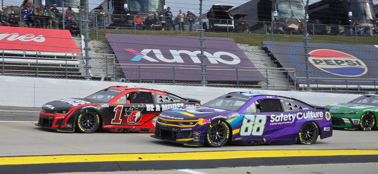 14-е место Шейна Ван Гисбергена в Мартинсвилле стало его третьим финишем в топ-15 на овале за последние пять этапов